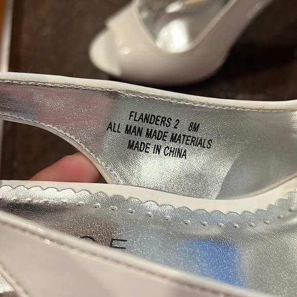 White peep-toe heels - Picture 4 of 5